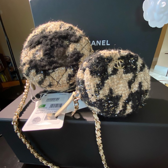 ‼️SOLD‼️ NEW Chanel Tweed Beige Black Double O - Picture 12 of 13
